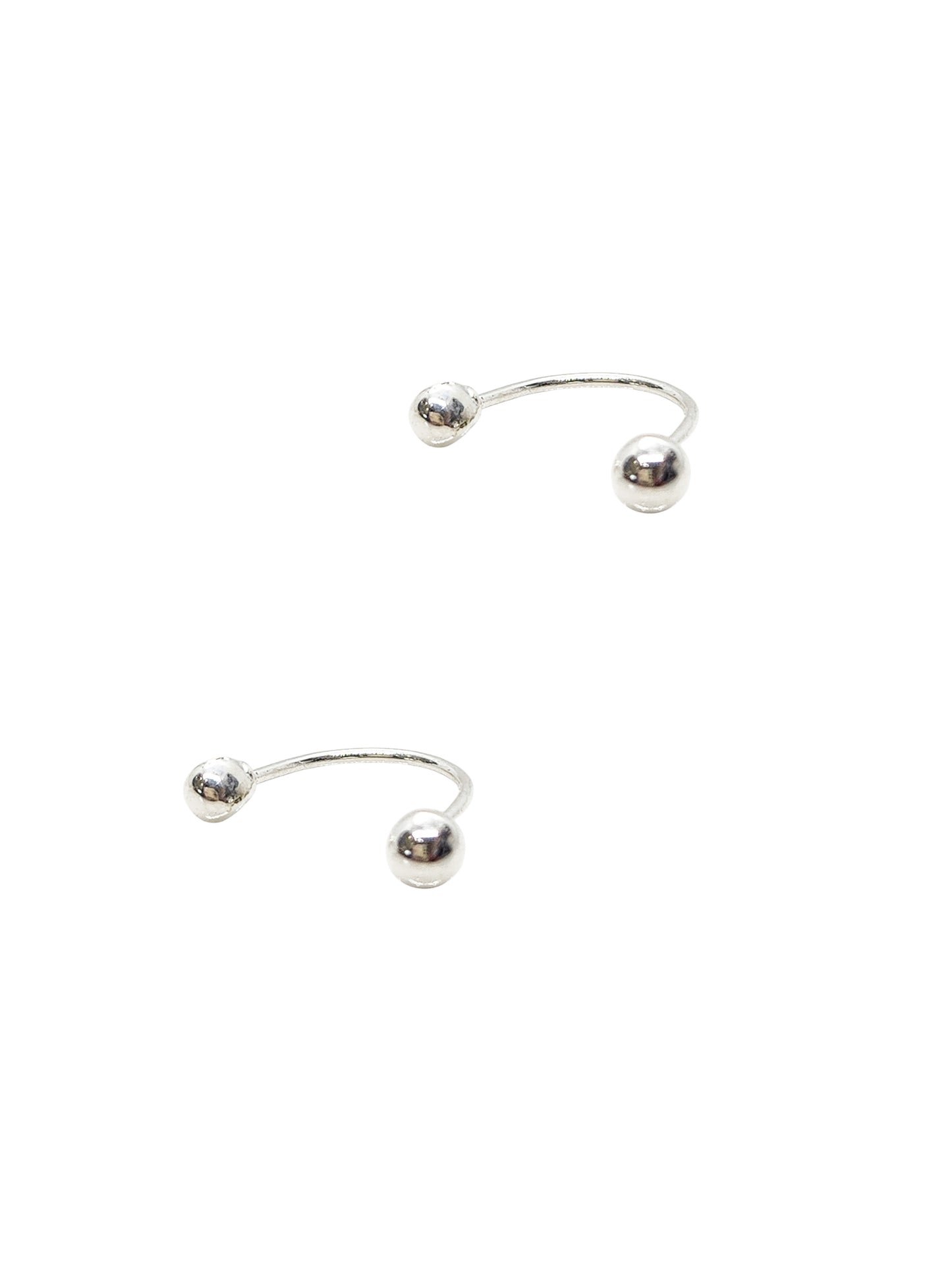 Pendiente Curvo con esfera lisa PLATA 925