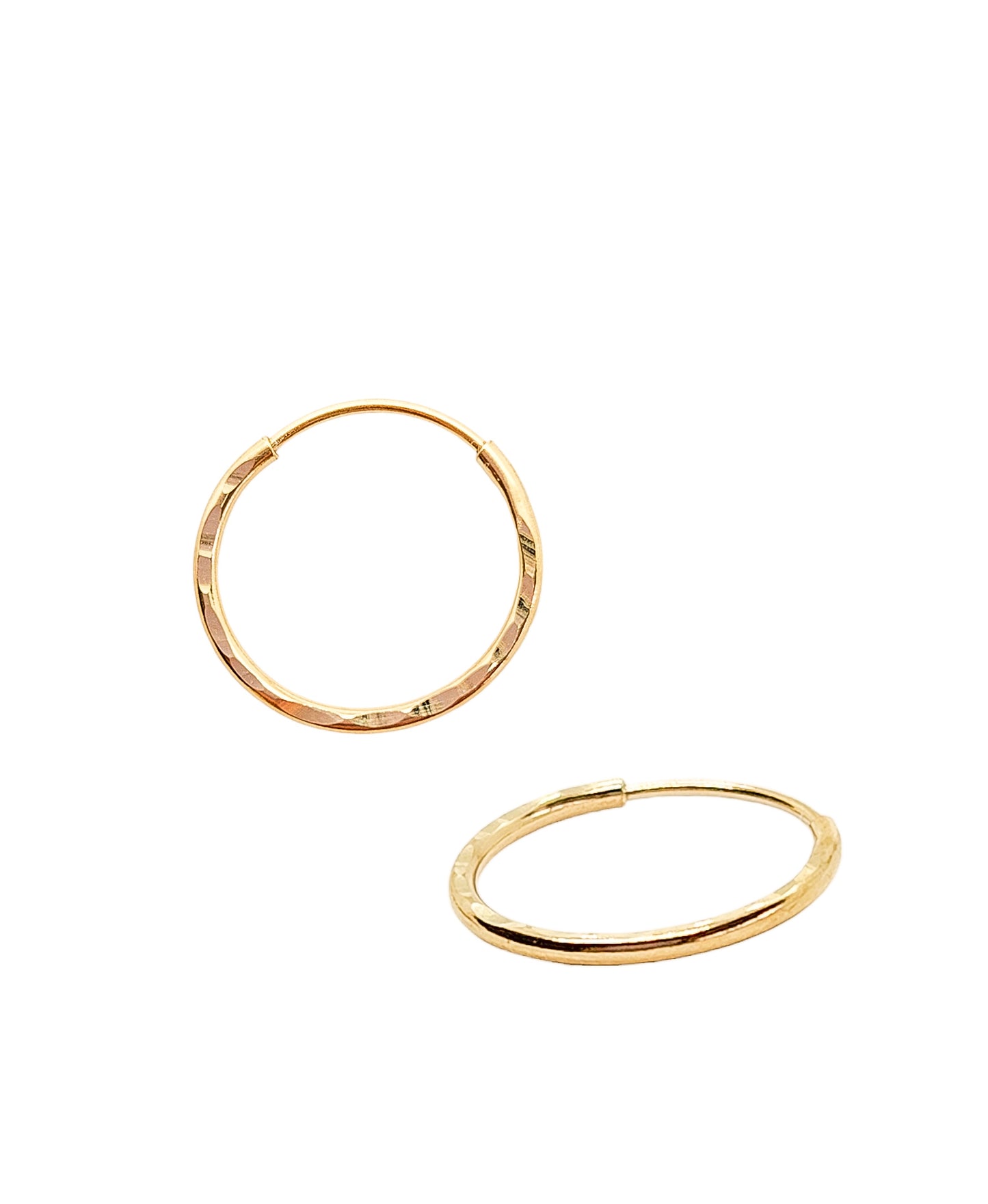Arracadas BÁSICAS diamantadas oro amarillo CHICAS 10k