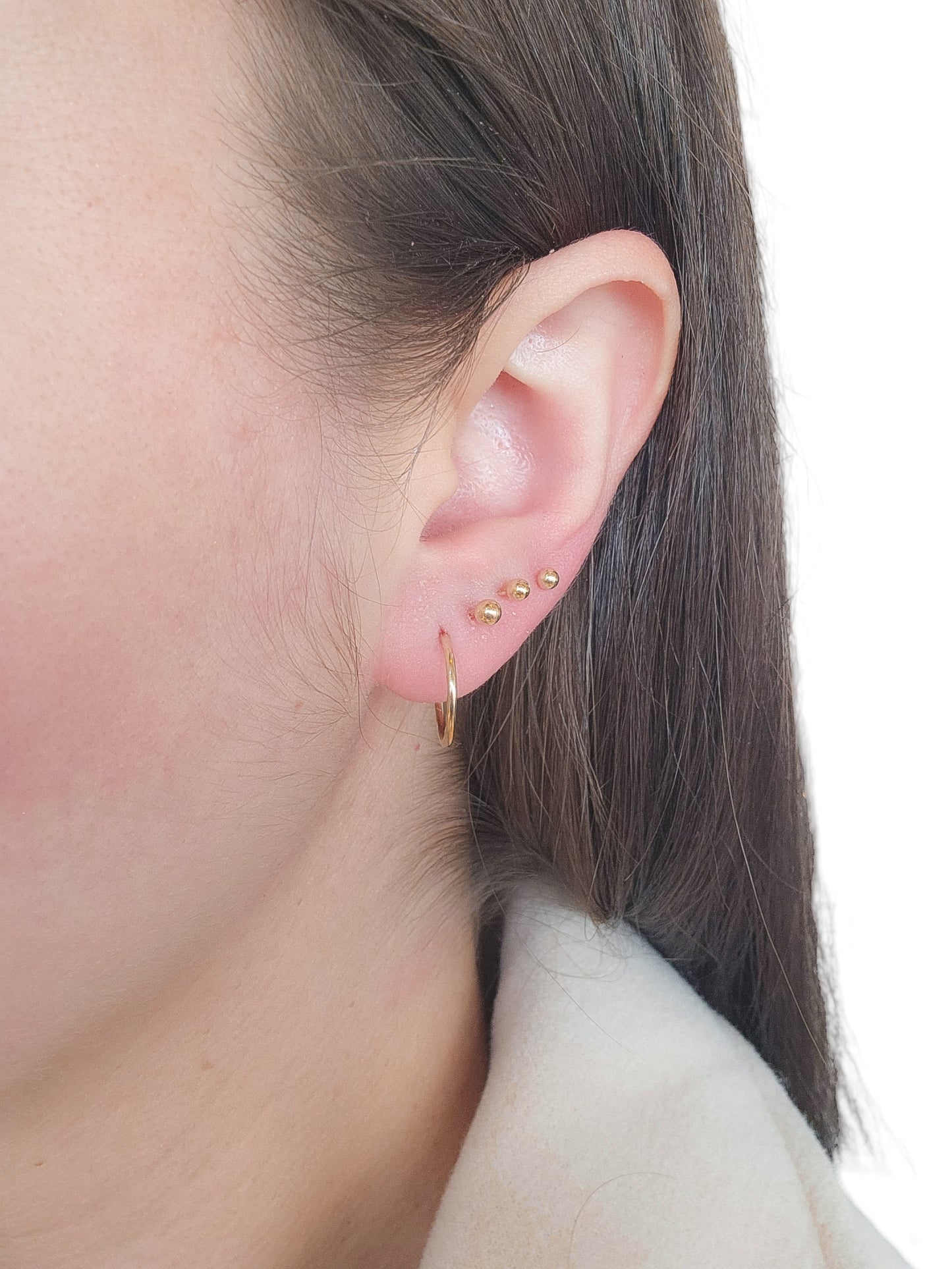 Arracadas BÁSICAS diamantadas oro amarillo CHICAS 10k