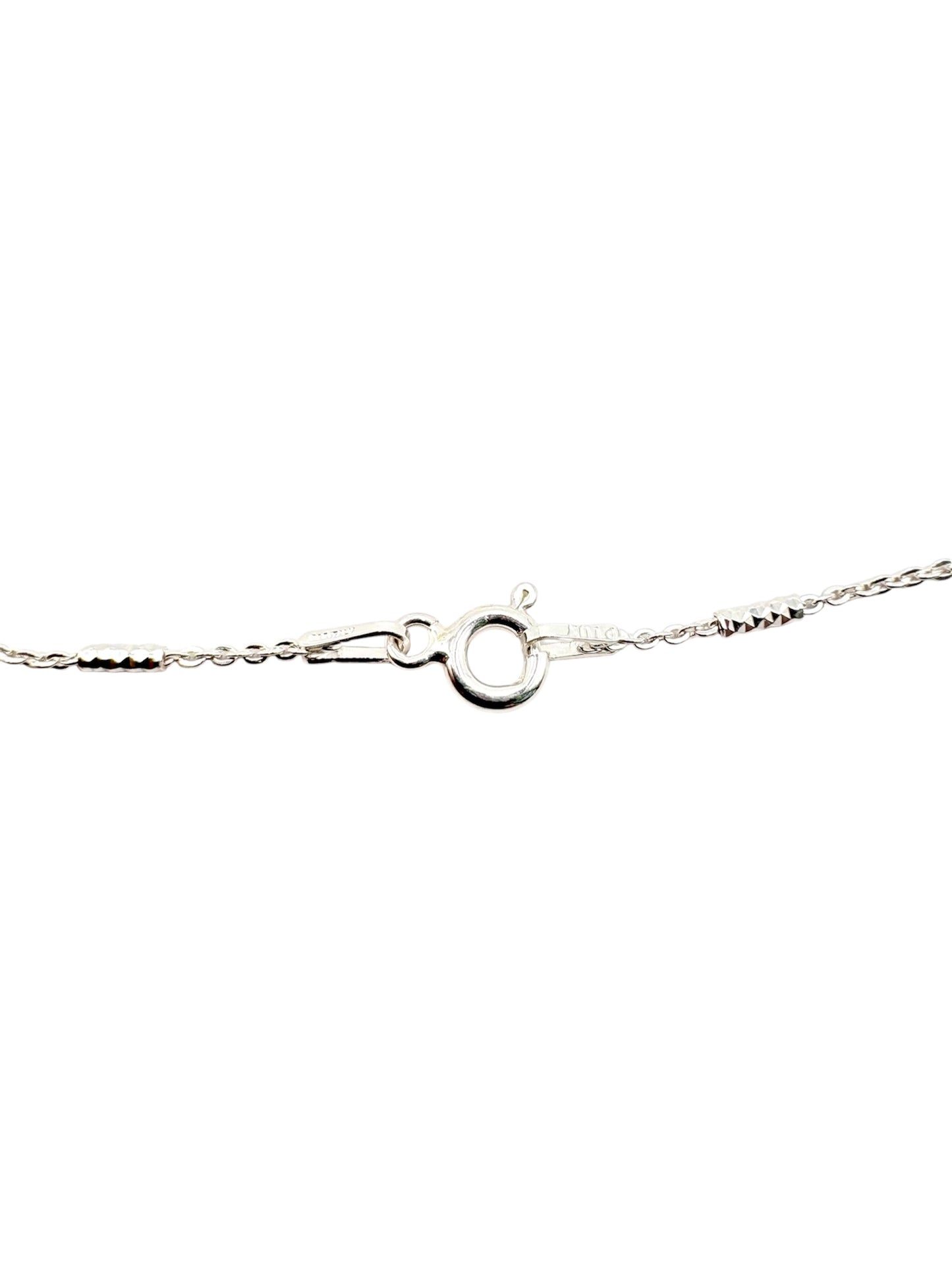 Cadena con diseño hecho de plata 925