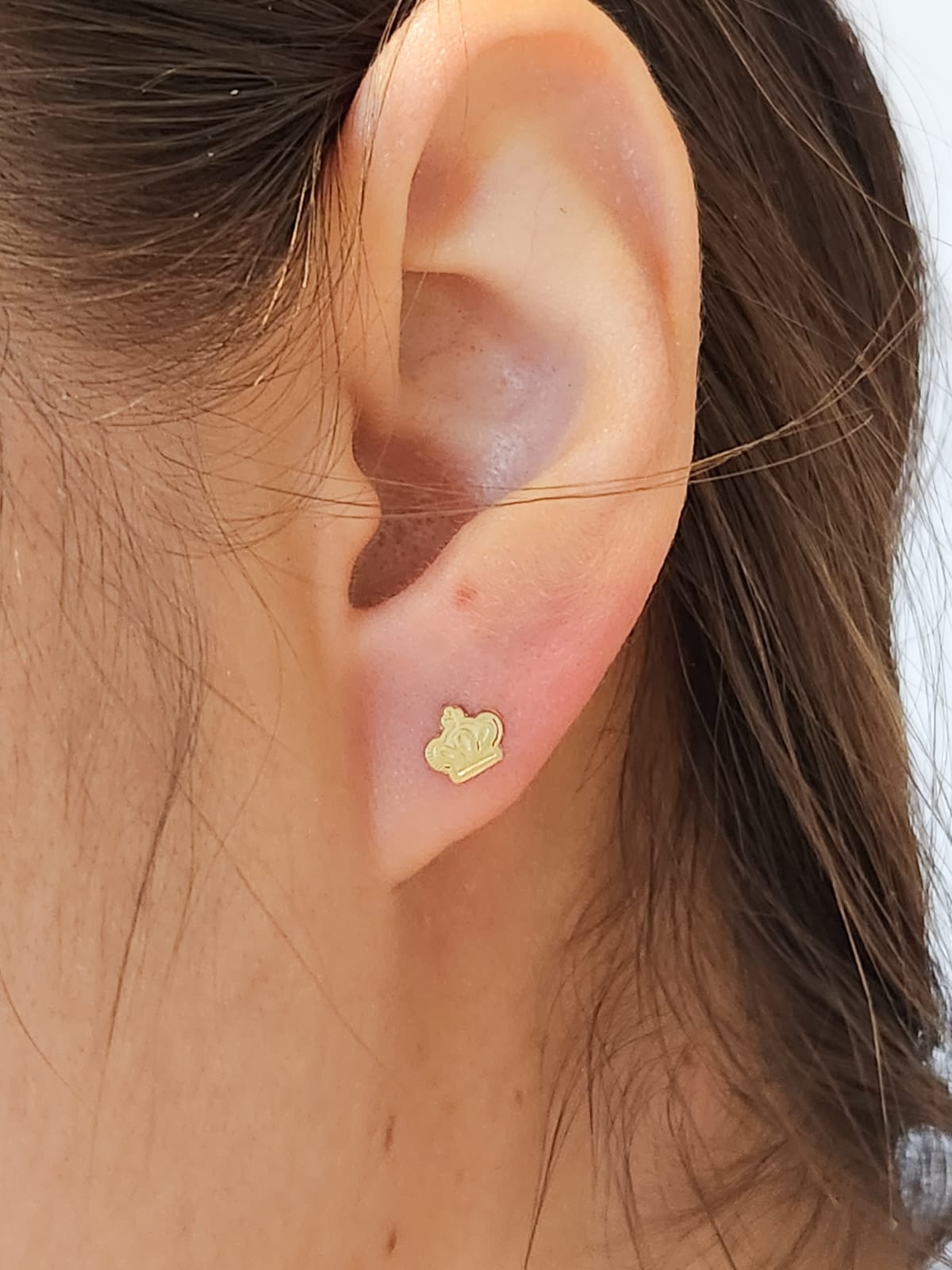 Par de Broquel corona princess mini oro 10k