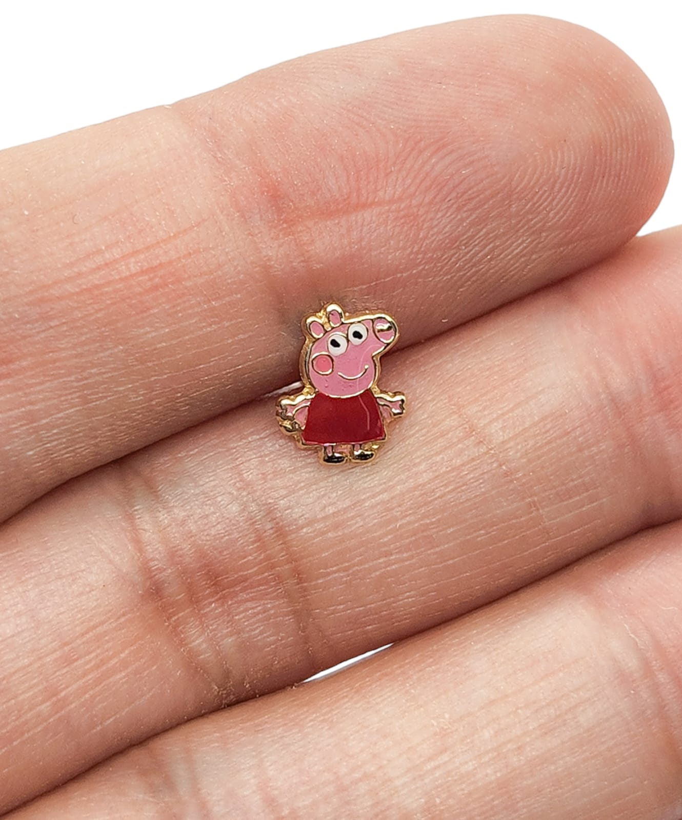 Par de broquel puerquita Peppa esmalte oro 10k DORADO