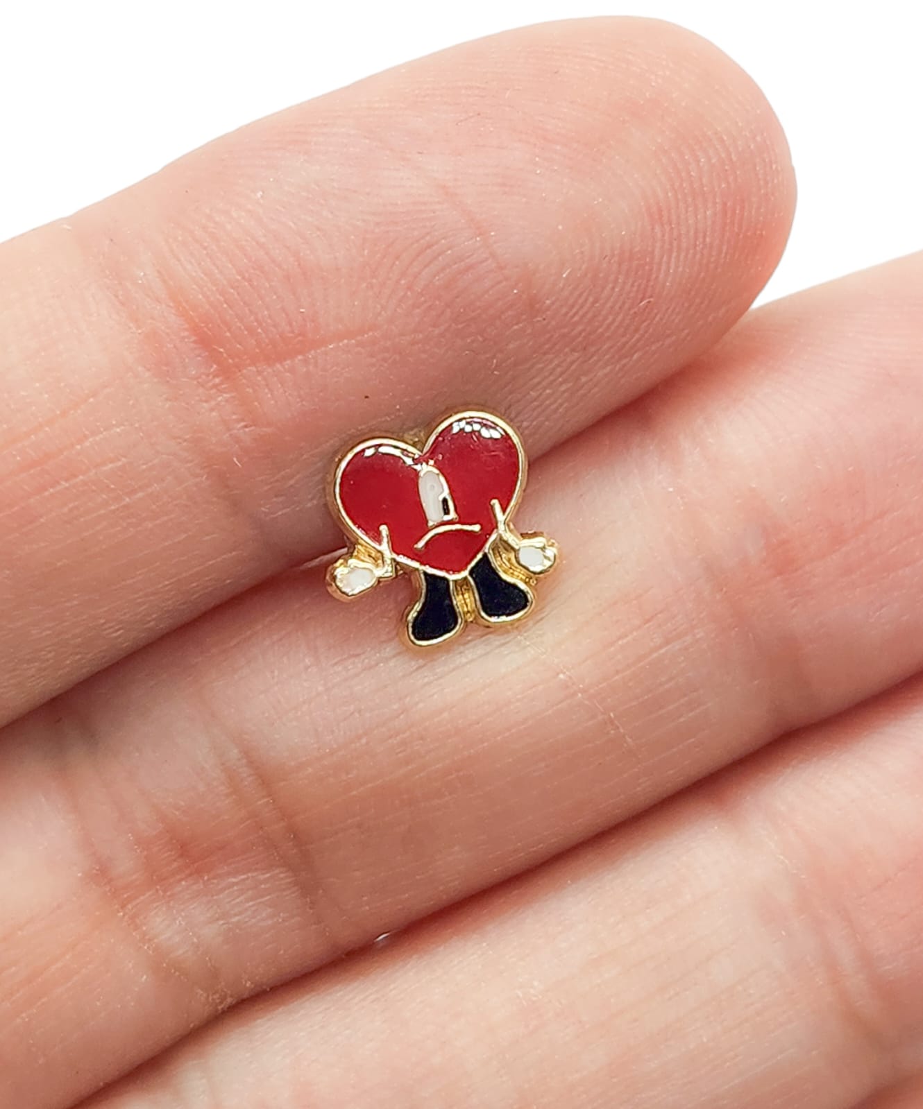 Par o pieza de Broquel corazón triste esmalte oro 10k DORADO
