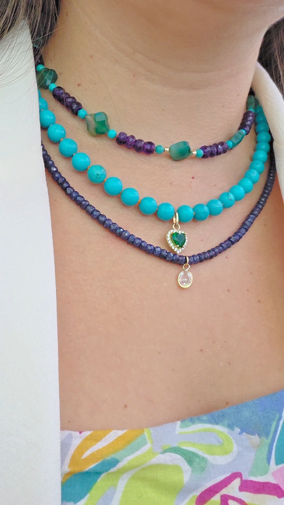 Collar de zafiro natural y oro 10k