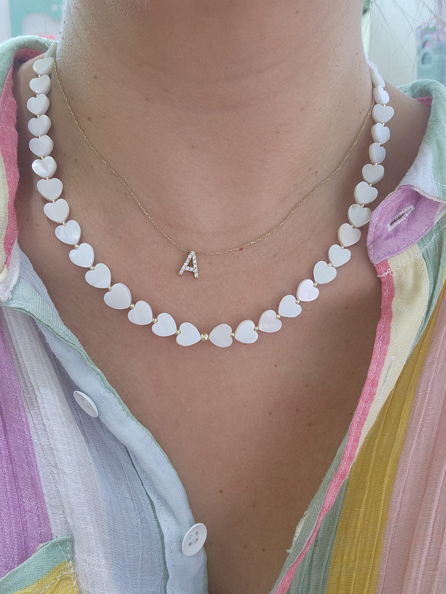 Collar de perlas y bimetal "corazón encontrado"