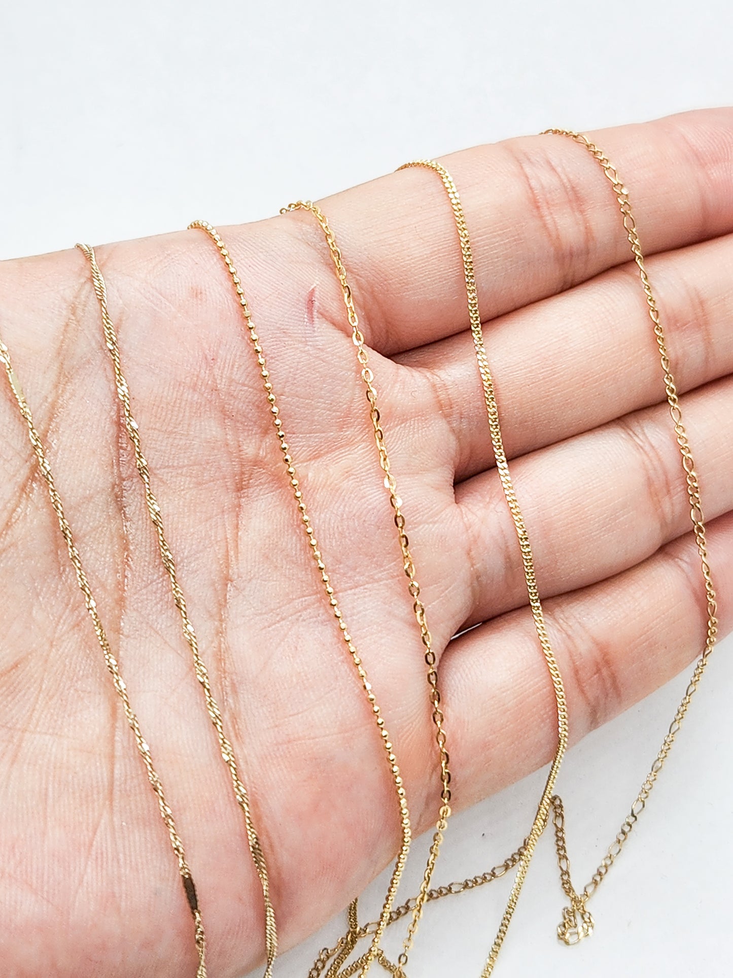 Cadena estilo barbada 1.5 mm oro 10k