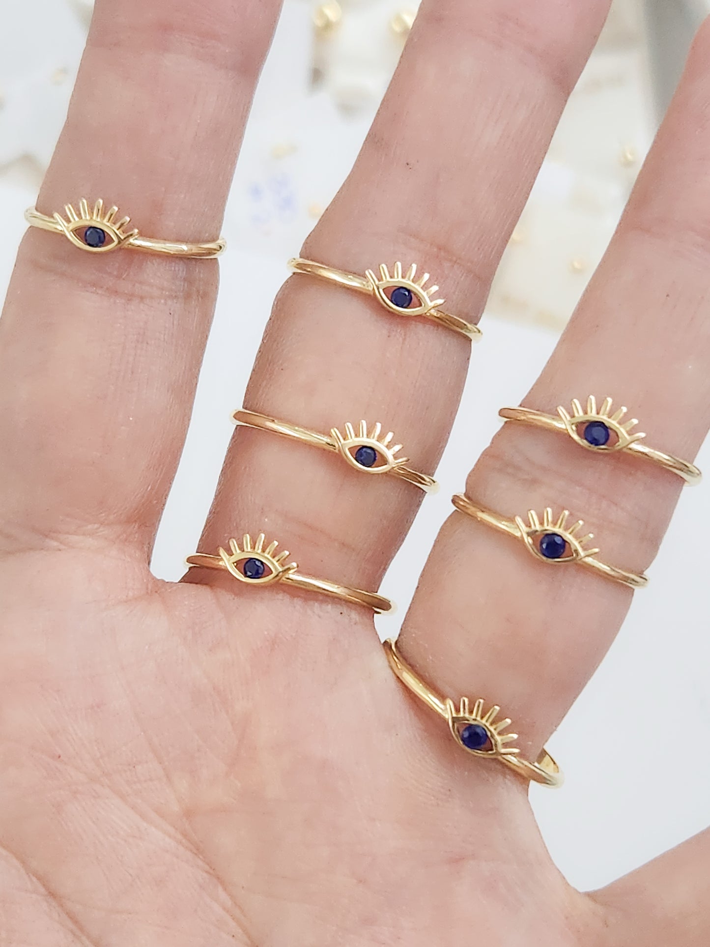 Anillo ojito turco azul zafiro en oro 10k