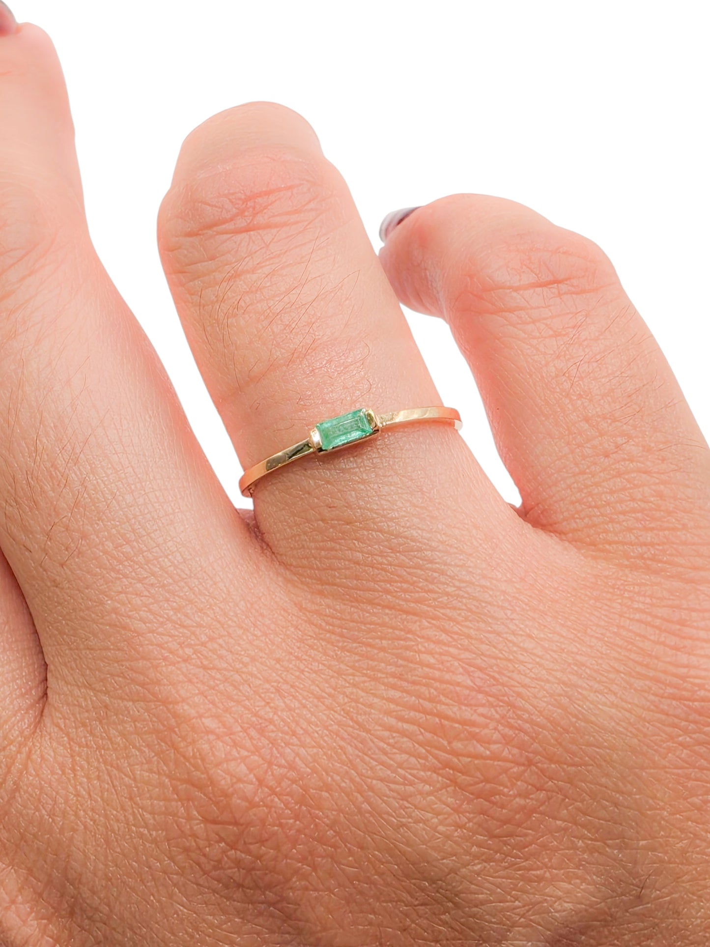 Anillo ESMERALDA NATURAL oro 10k PREMIUM