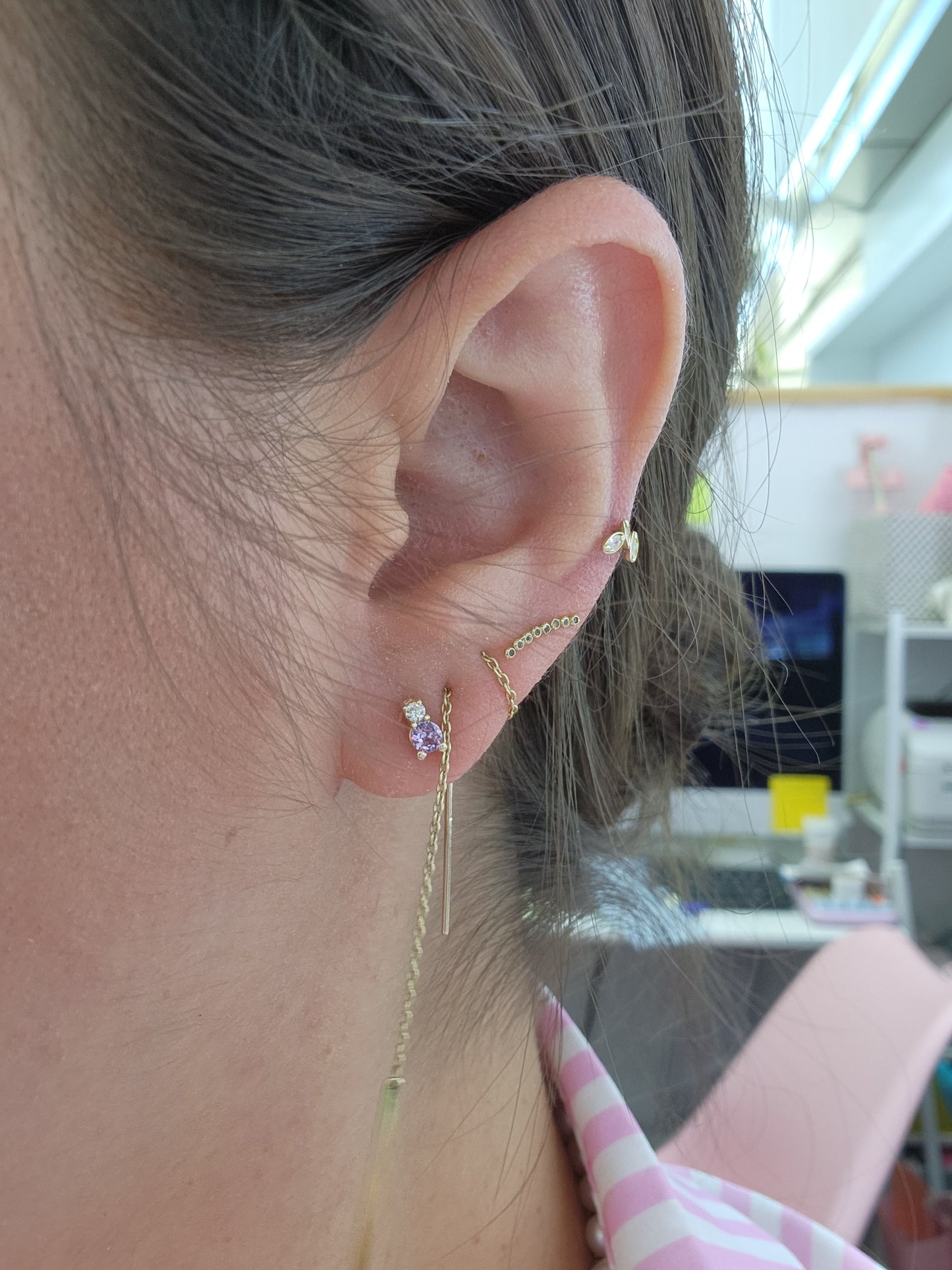 Aretes tu y yo alejandrina natural y diamante de laboratorio oro 10k