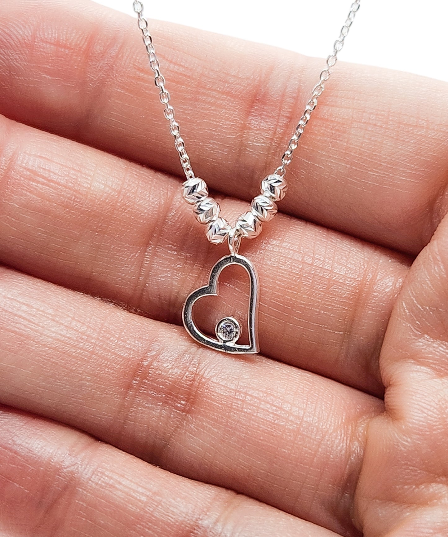 Gargantilla corazón con bolitas plata 925