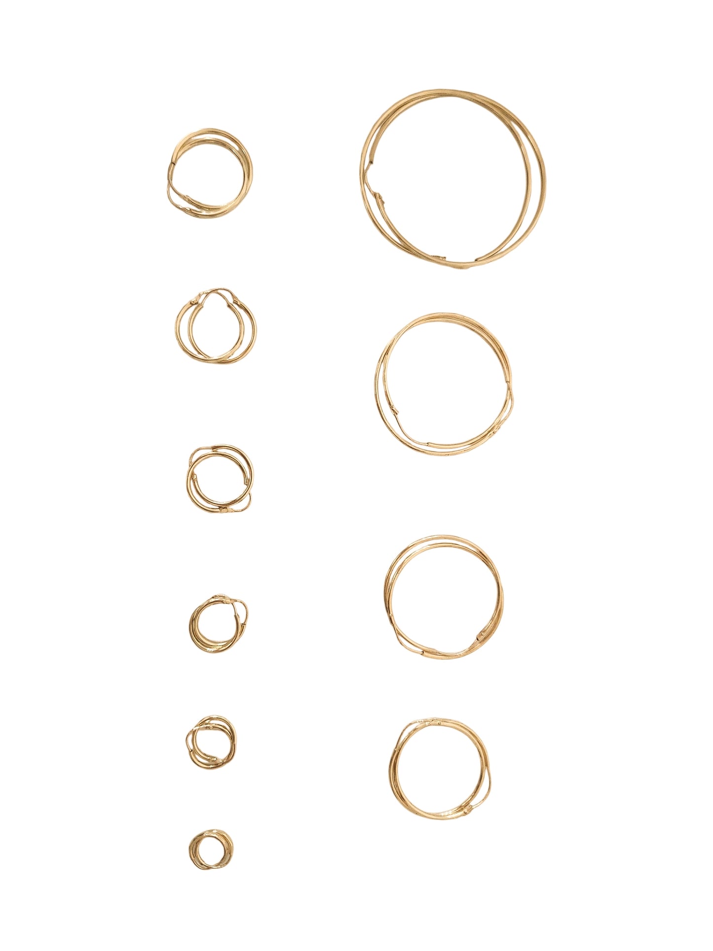 Arracadas básicas diamantadas oro 10k