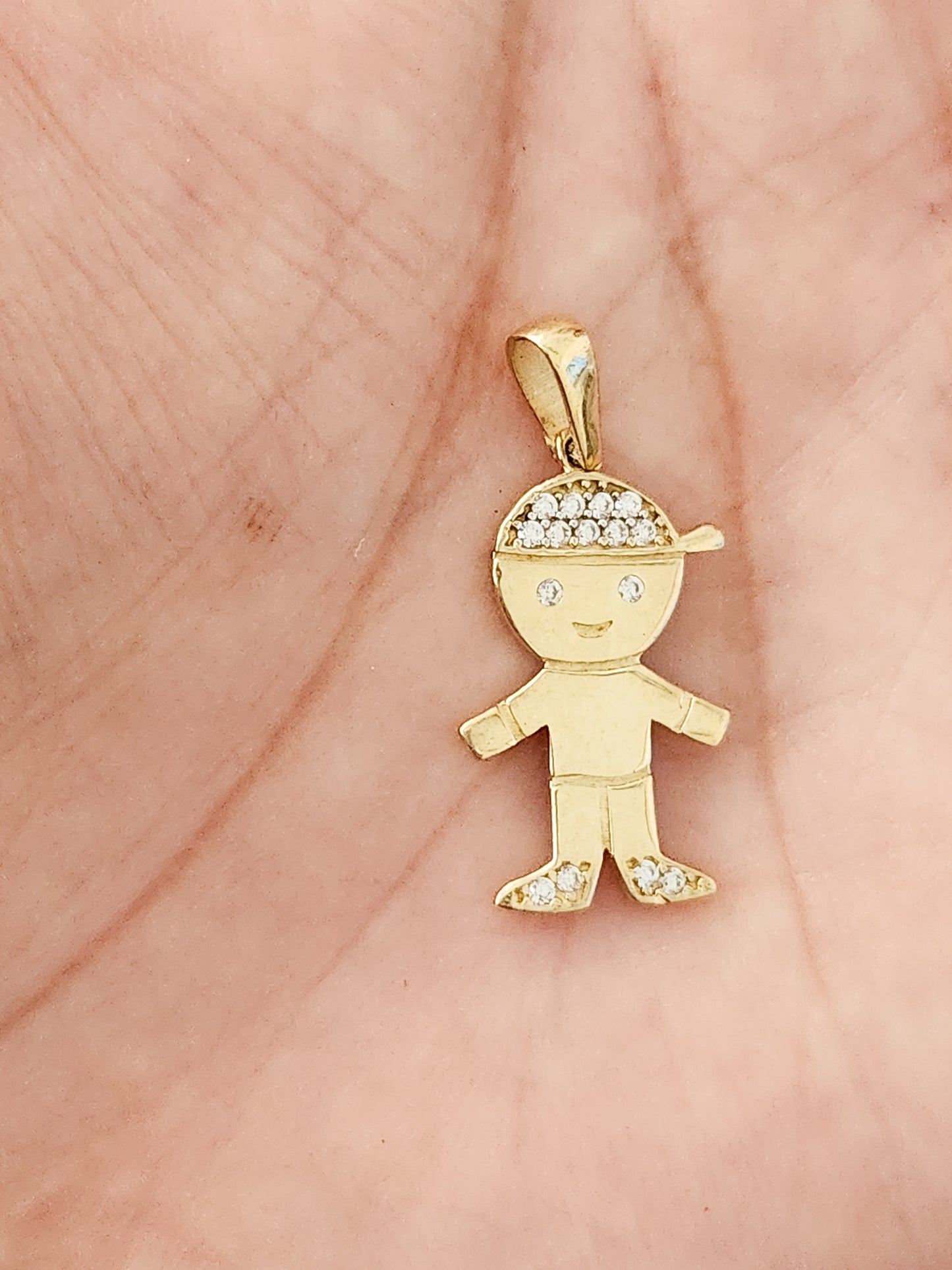 Dije niño con zirconias blancas 10k
