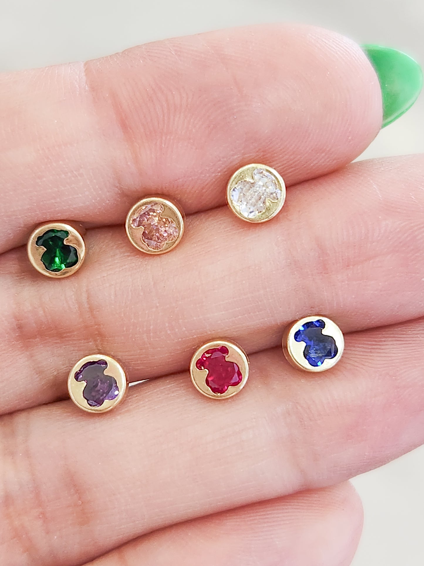 Par o Pieza de Broquel Barril 🐻 Oso con Piedra colores Oro 10k DORADO