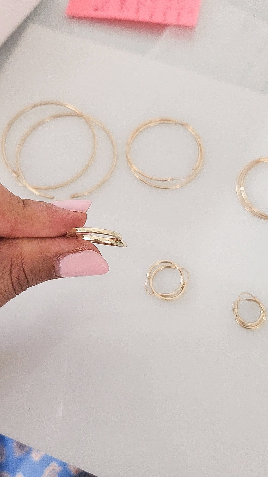 Arracadas básicas diamantadas oro 10k
