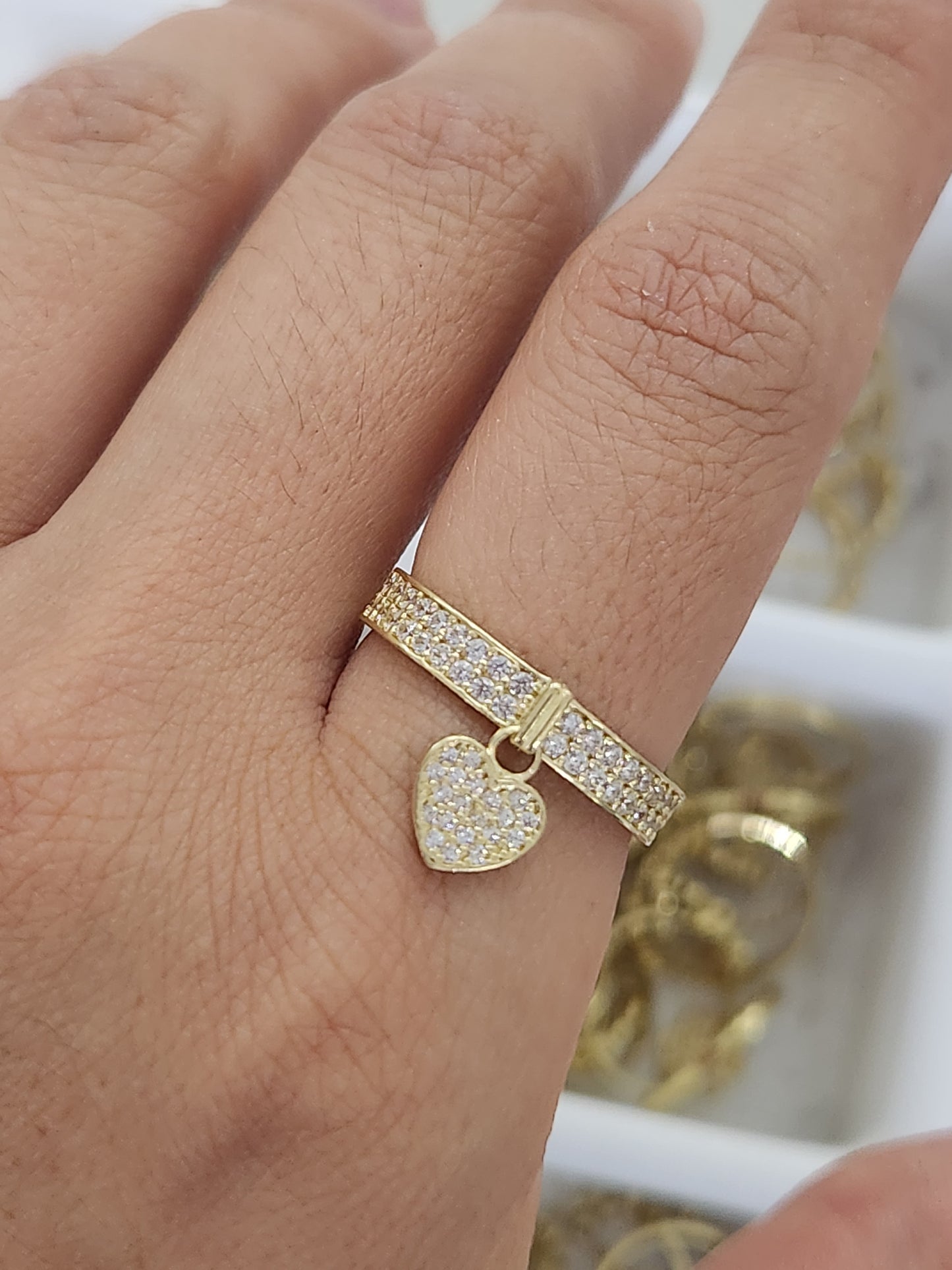 Anillo corazón con piedras con charm y corazón liso oro 10k dorado