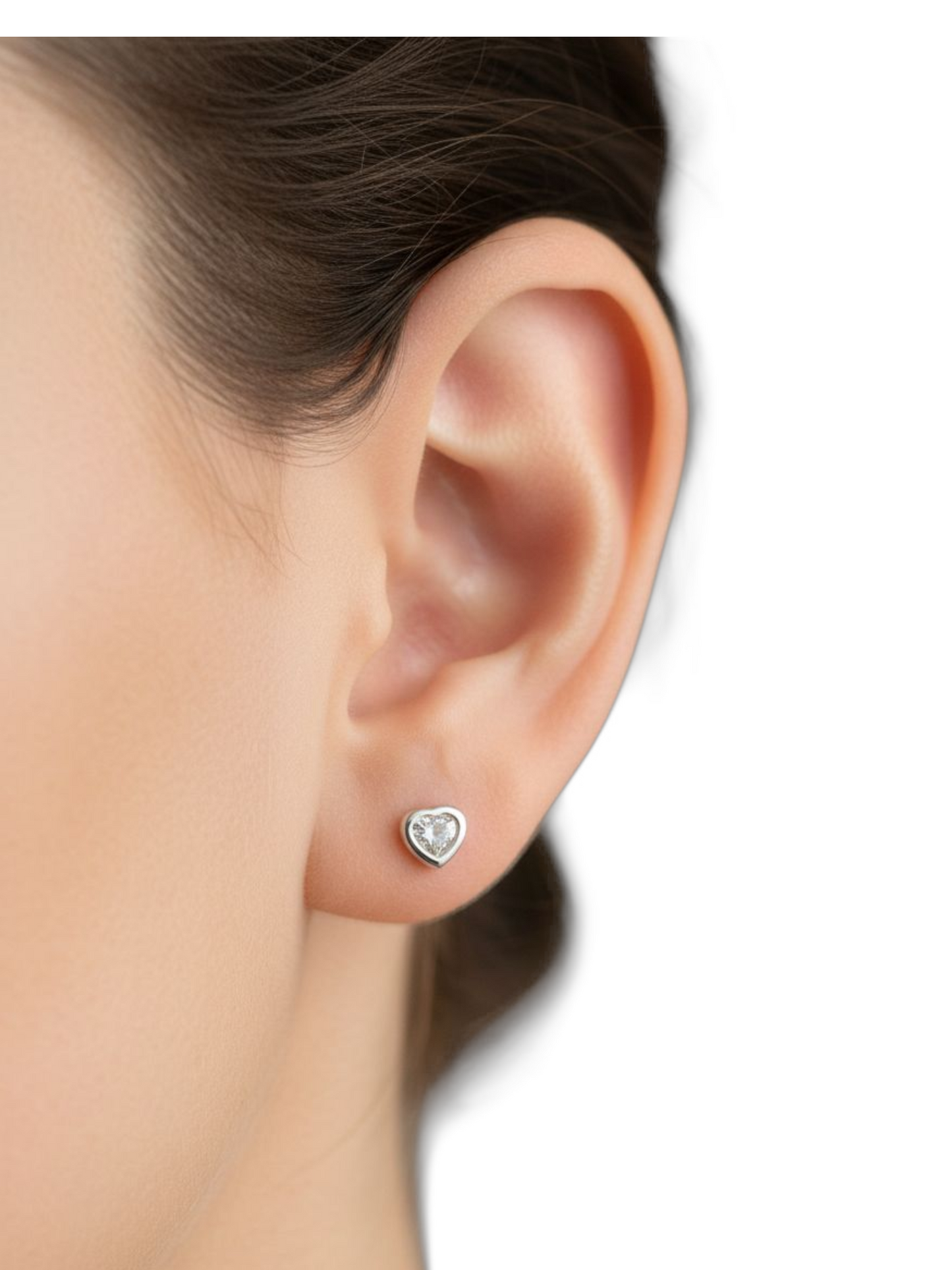 Par de broqueles biselados corazón blanco plata 925