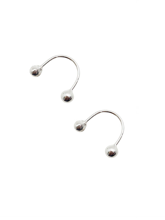 Pendiente Curvo con esfera lisa PLATA 925