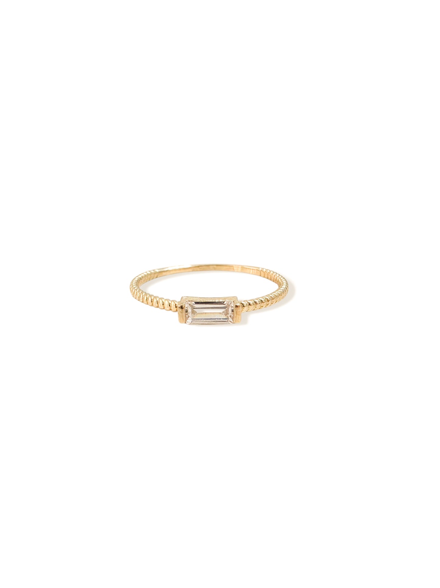 Anillo baguette piedra blanca