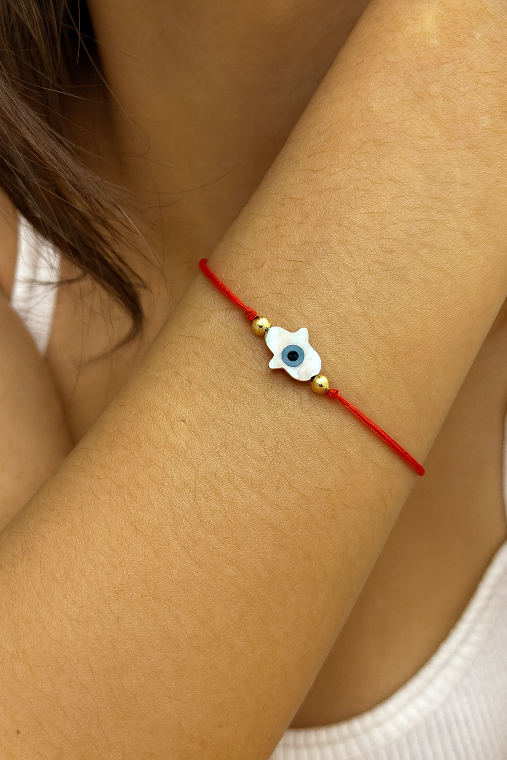 Pulsera de hilo rojo con ojito turco mano de Fatima madre perla BIMETAL