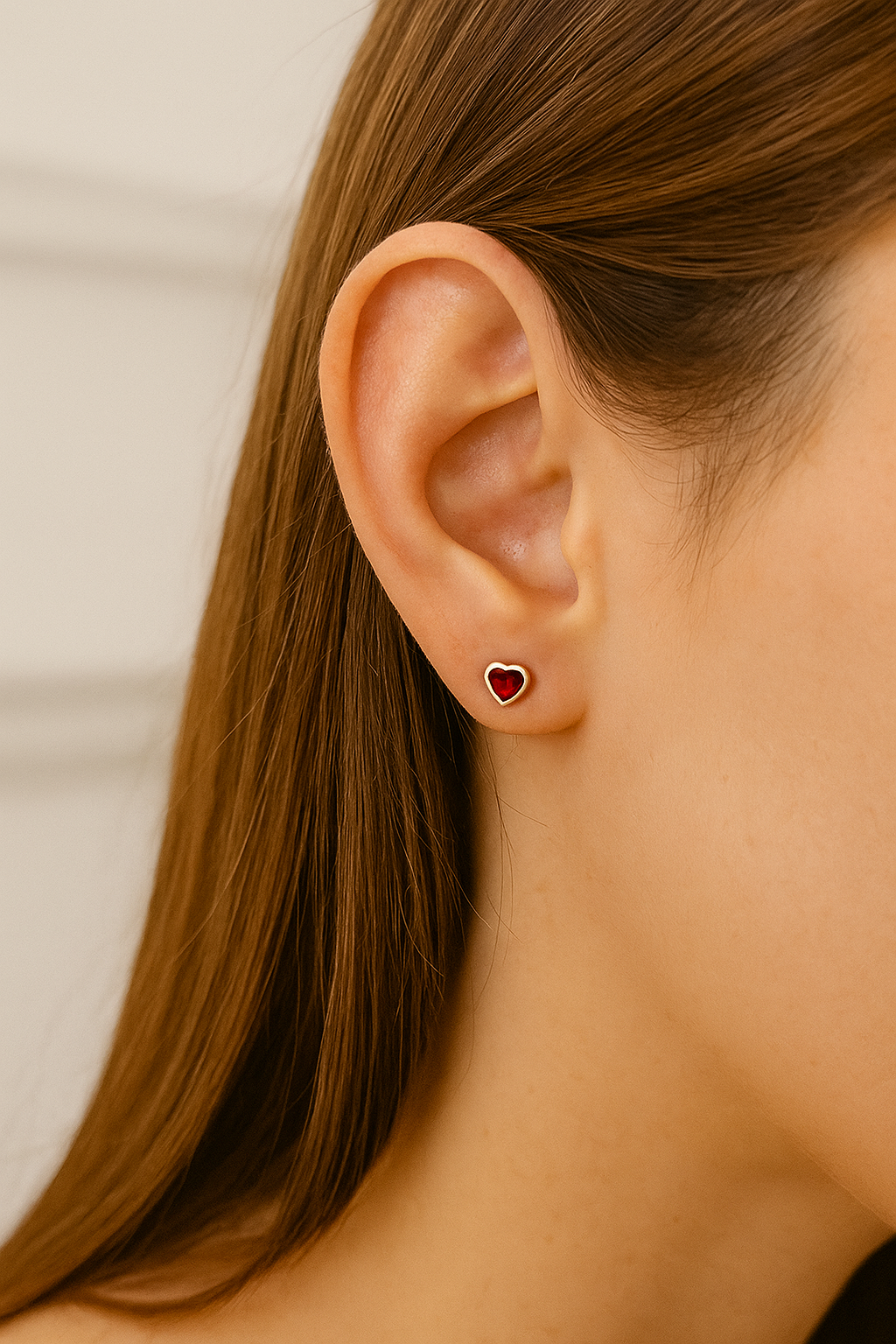 Par de Broquel corazón bisel rojo plata 925 4mm