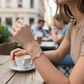 Pulsera de hilo rojo con ojito turco mano de Fatima madre perla BIMETAL