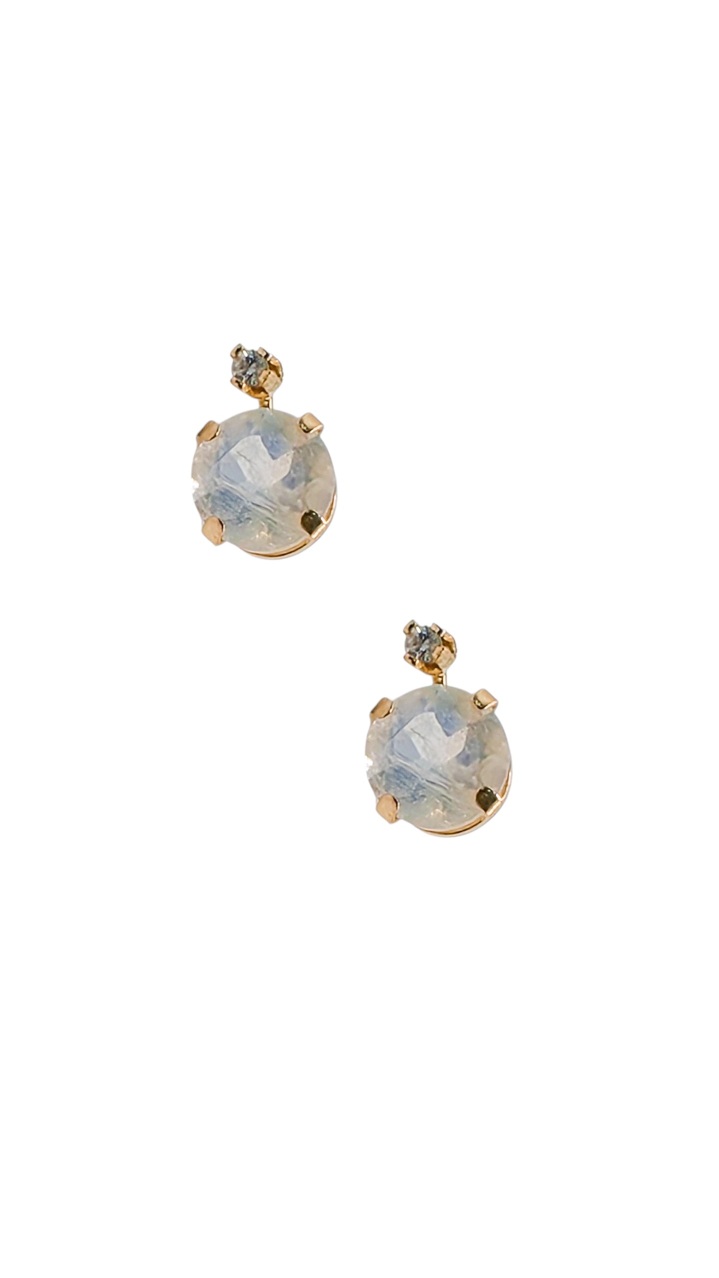 Par de aretes mes Abril - Cuarzo cristal Oro 10k
