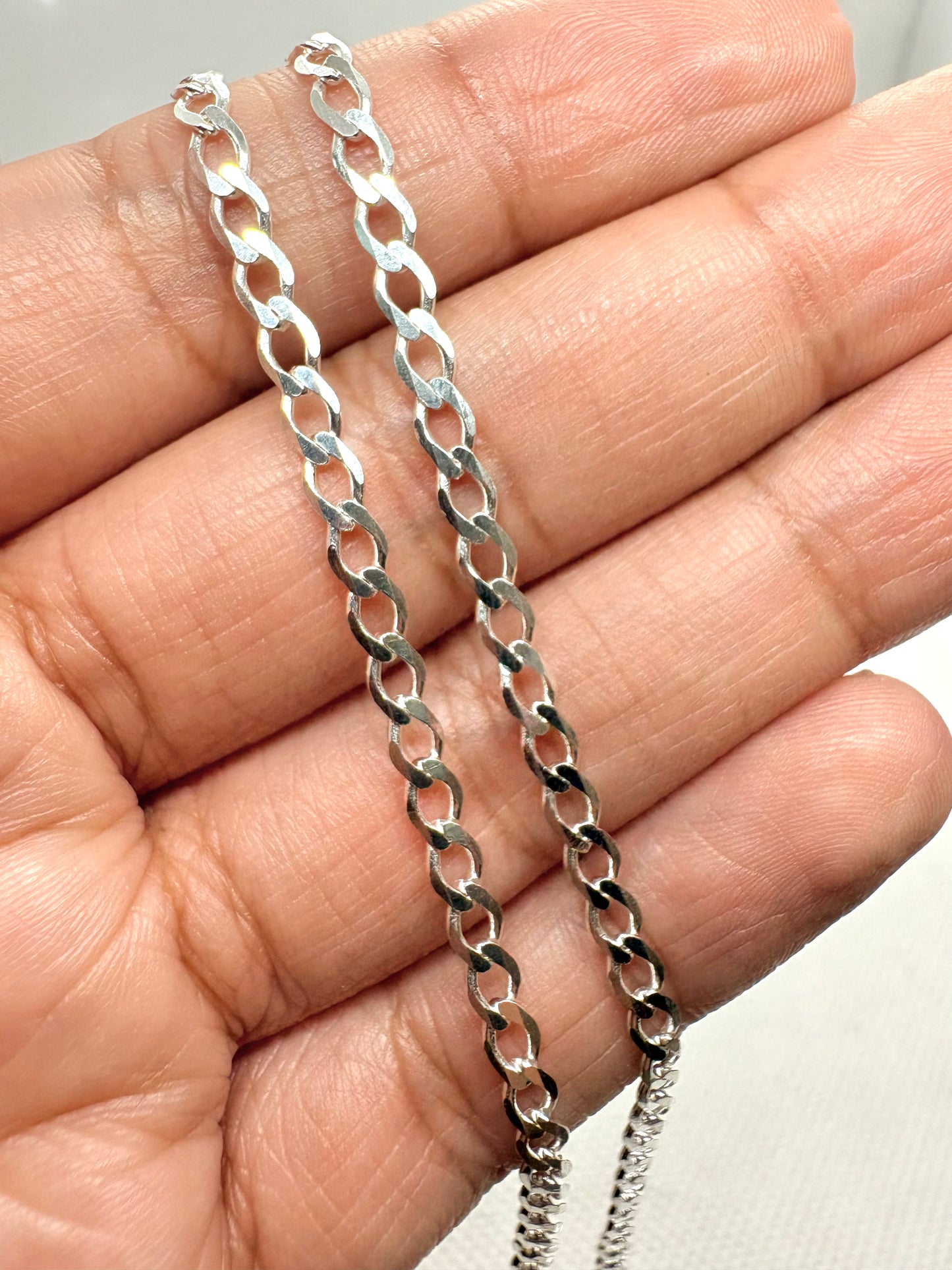 Amaris Cadena Barbada 4mm de grosor Plata 925