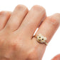 Anillo de cabeza de osito con zirconias oro 10k