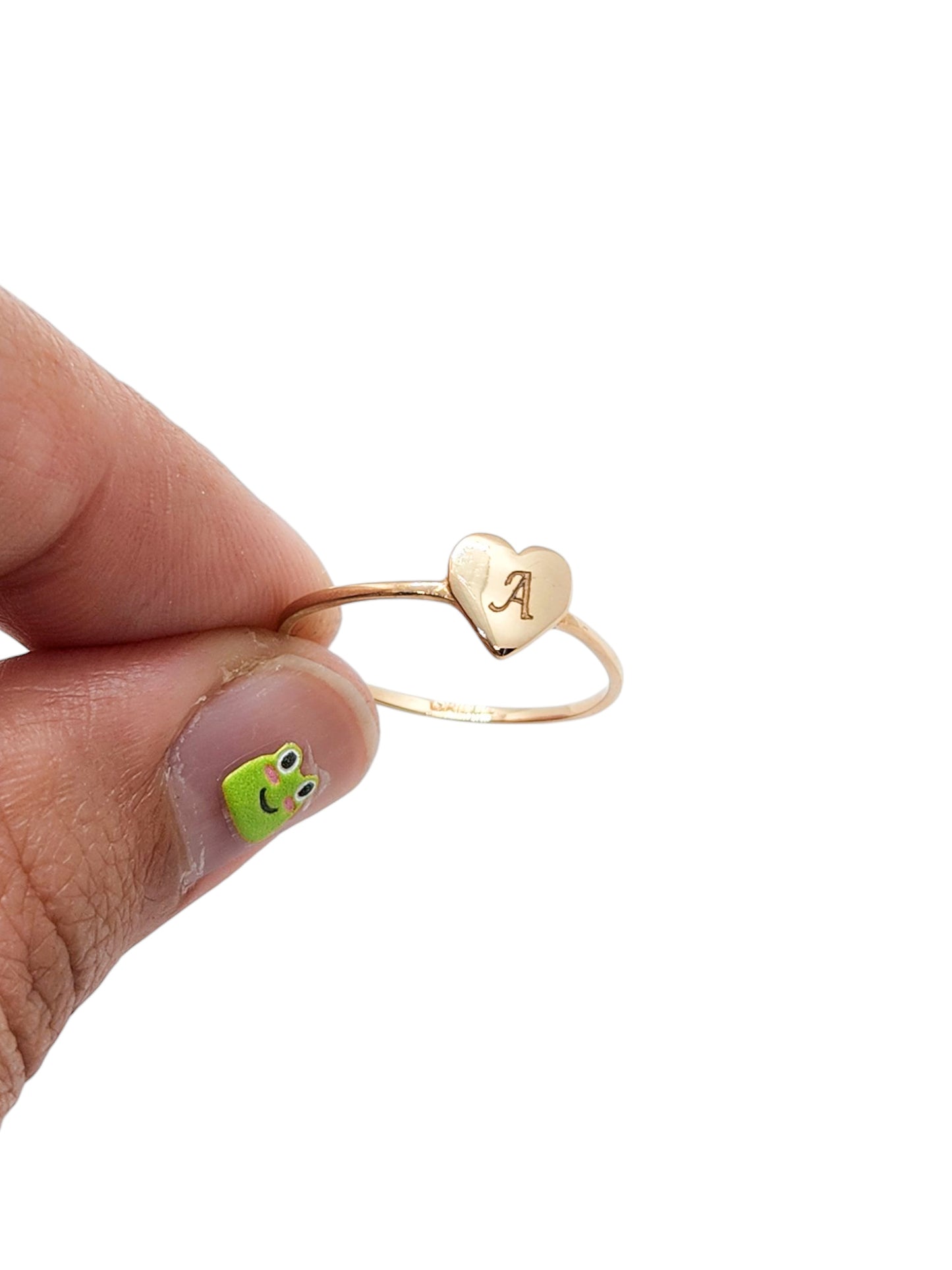 Anillo INICIAL personalizado corazón liso grande oro 10k