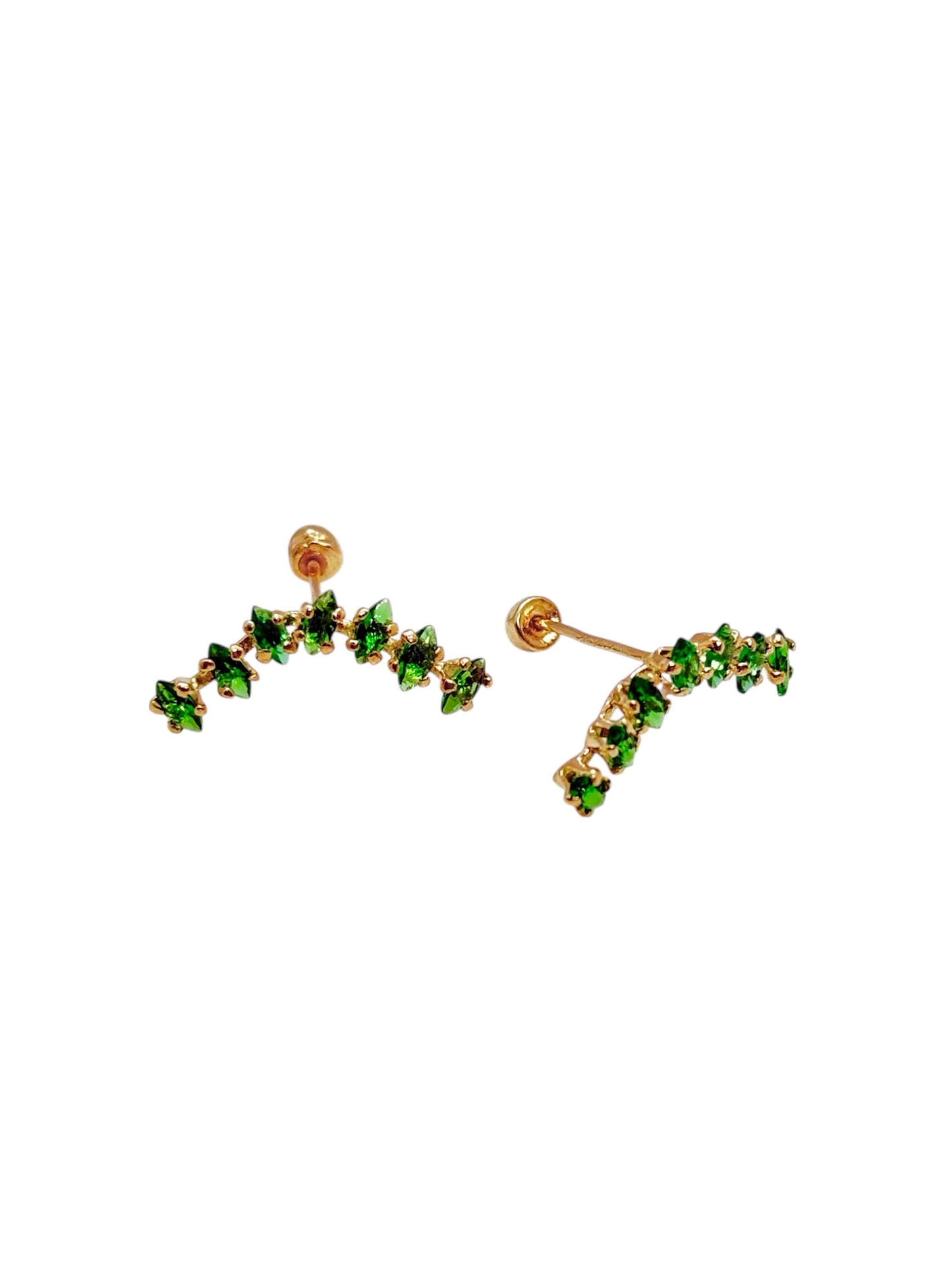 Par Broquel Curvo 1.5CM con circonita Oro 10k