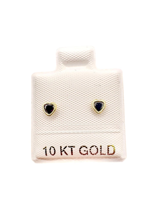 Par Aretes Corazón con Circonita color negro Oro 10k