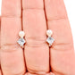 Par de Huggies con piedra y Perla hecho de Plata 925