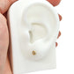 Par o Pieza de Broquel Trébol Flor con Zirconia Blanca Mini Oro de 10k DORADO