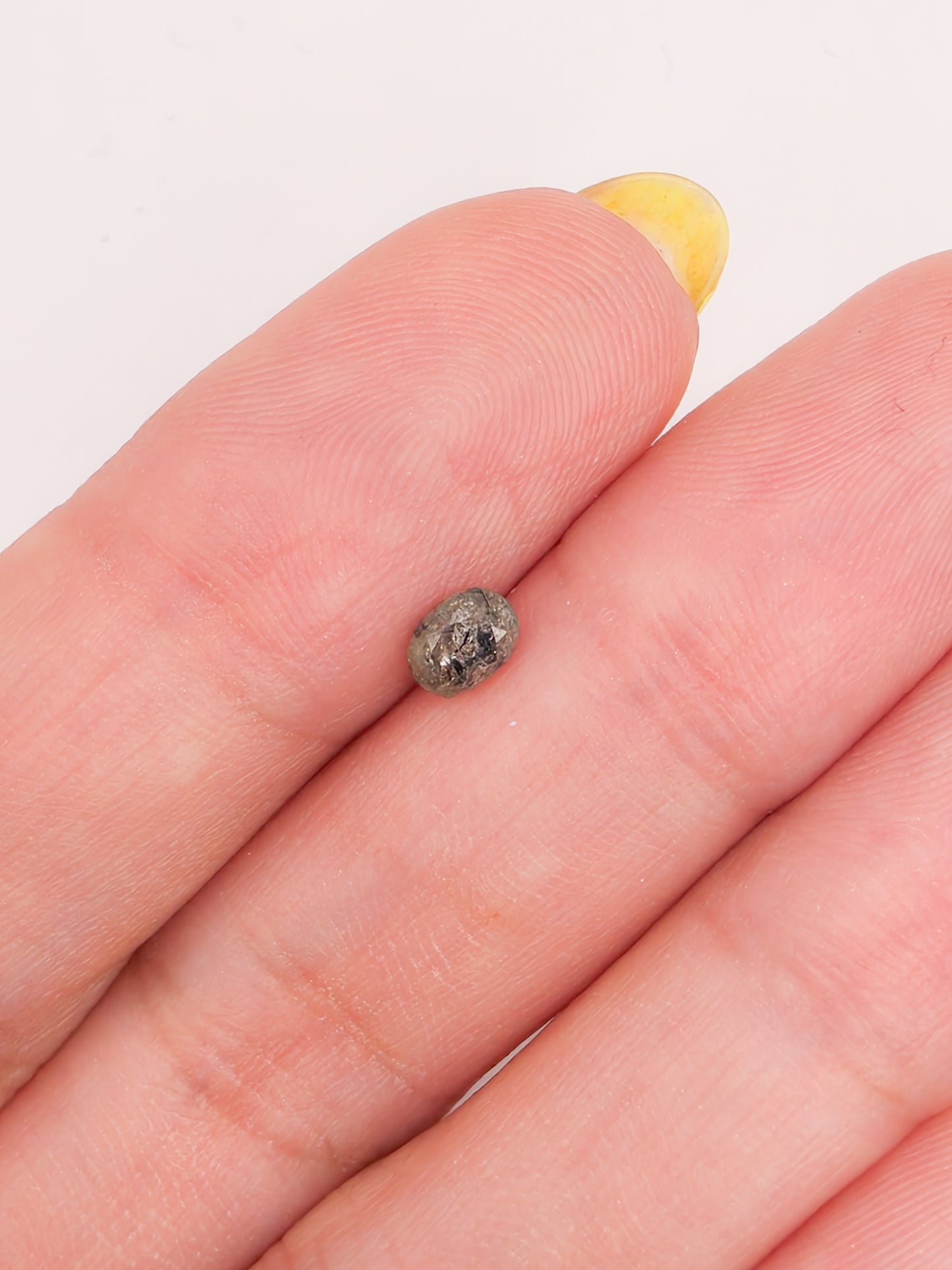 Anillo de diamante natural "Salt and Pepper"solitario oro 10k corte Oval 2