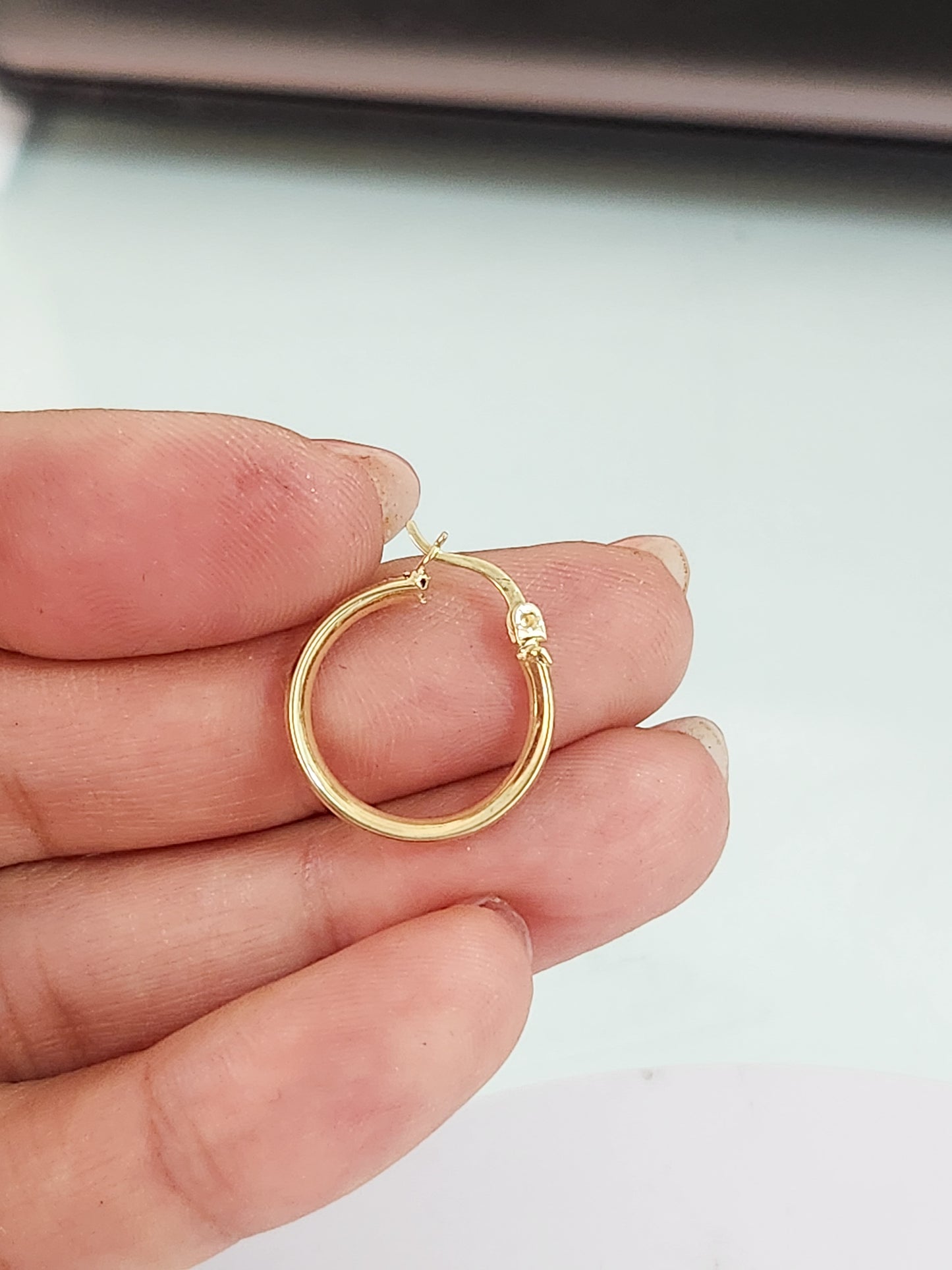 Arracadas con piedras bisel oro 10k