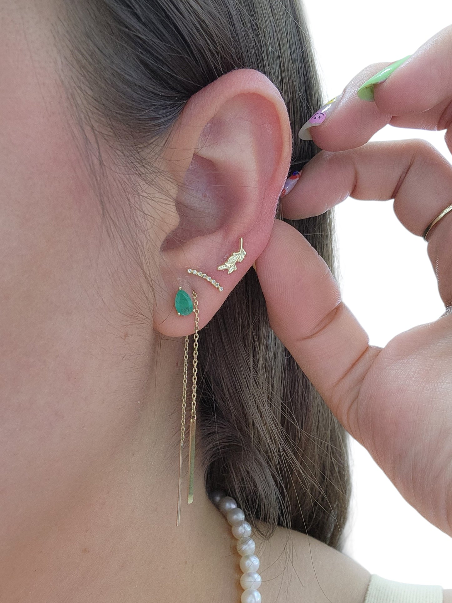 Aretes piedra natural esmeralda oro 10k