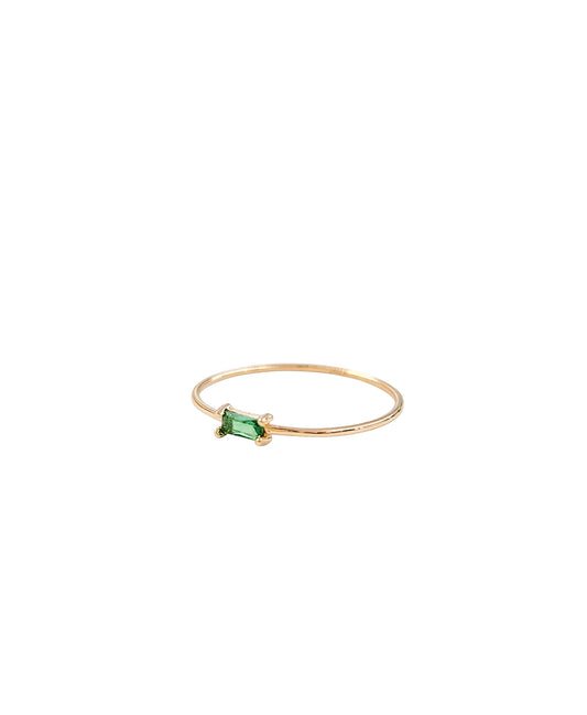 Anillo ultradelgado verde esmeralda oro 10k dorado