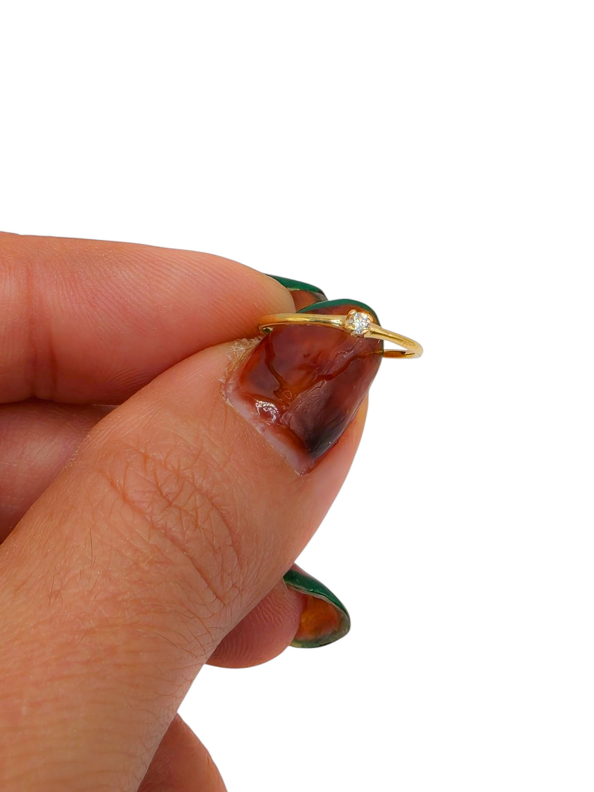 Anillo delgado con mini diamante redondo LAB GROWN 10k PREMIUM