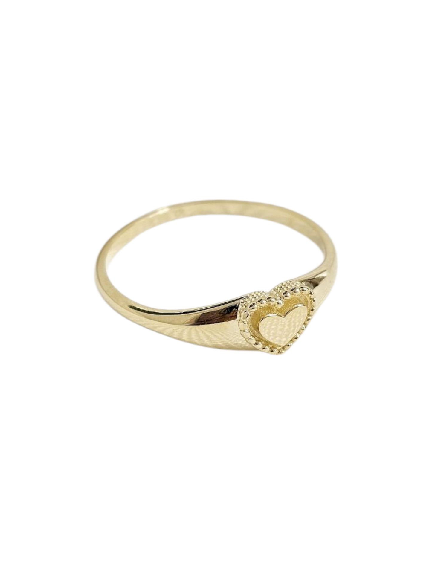 Anillo sello corazón en oro 10k dorado