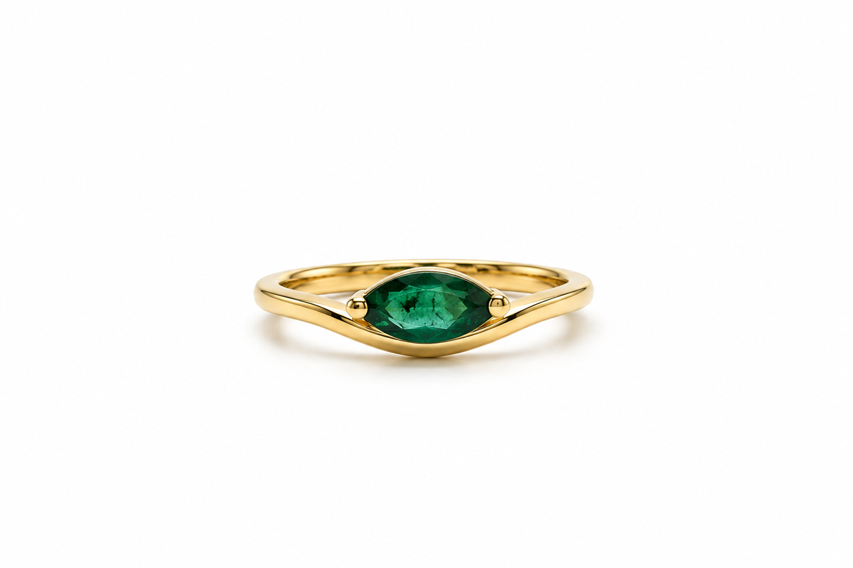 Anillo de Esmeralda natural corte marquisse 10k PREMIUM