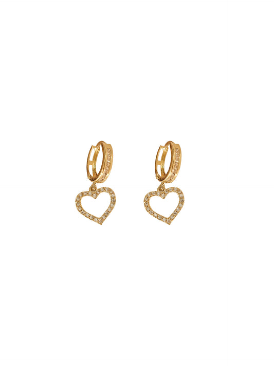 Huggies con dije corazón oro 10k