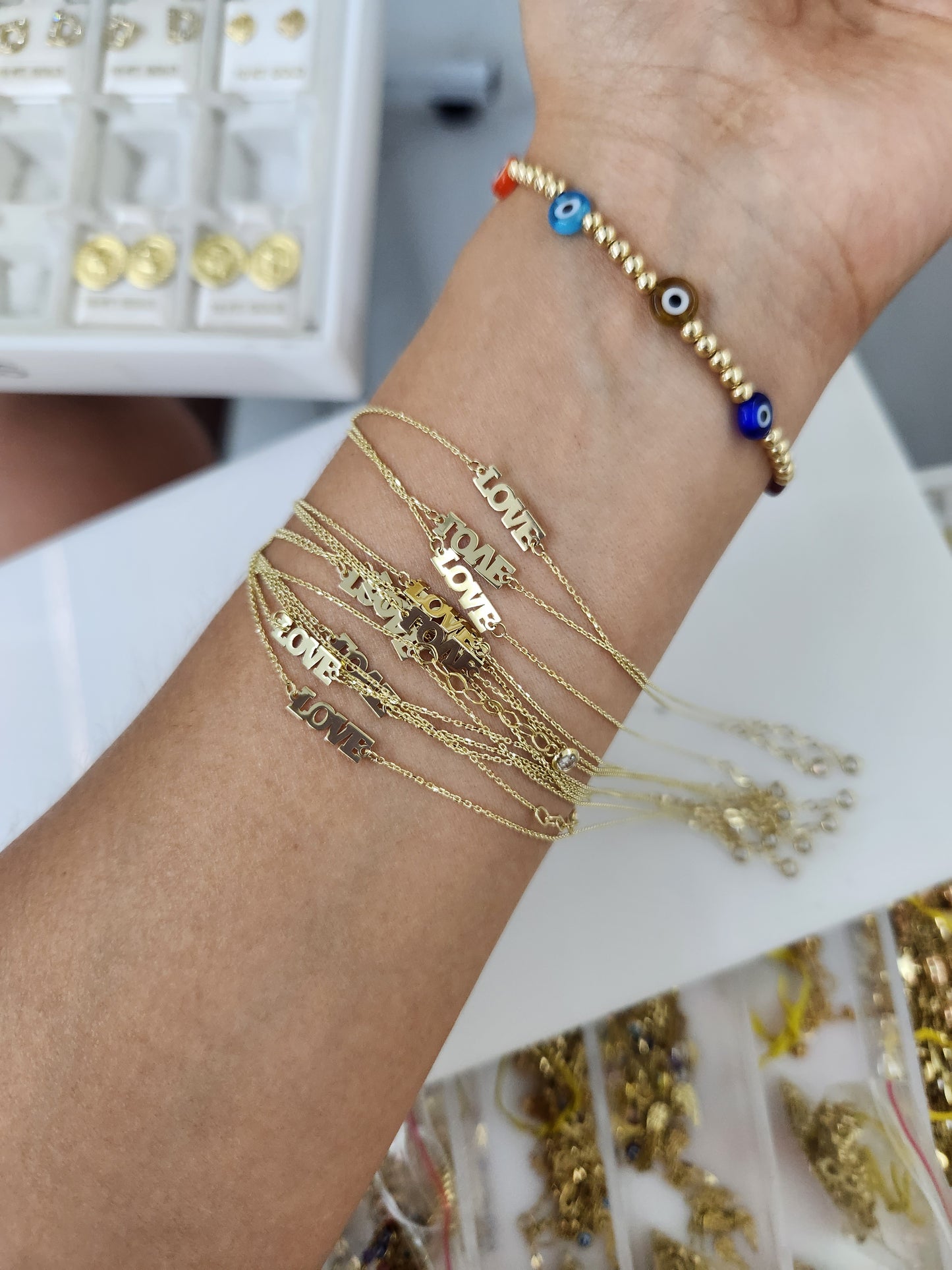 Tobillera LOVE oro 10k