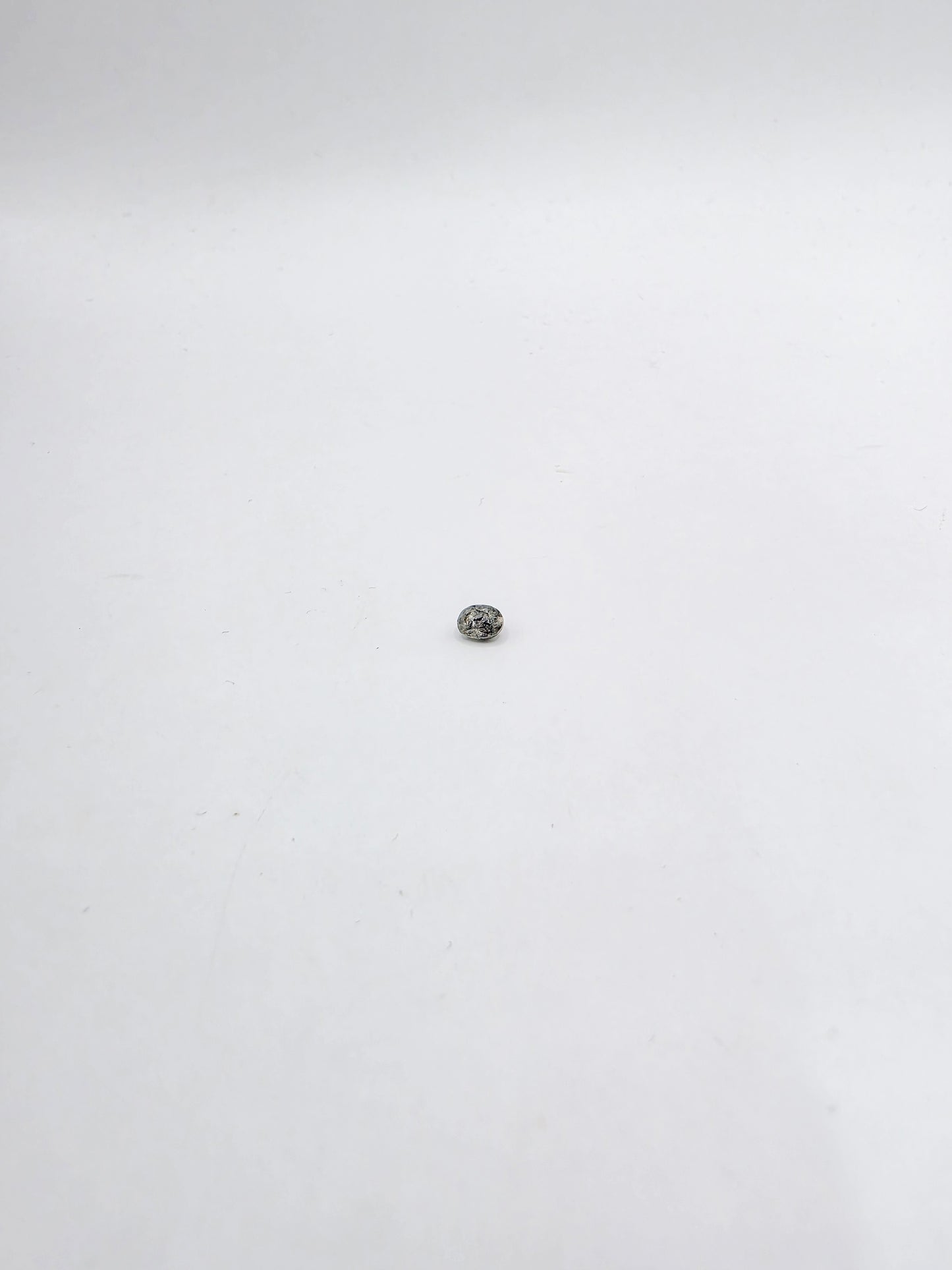 Anillo de diamante natural "Salt and Pepper"solitario oro 10k corte Oval 2